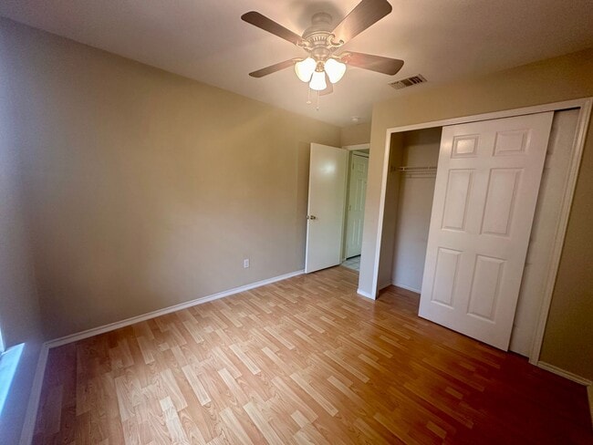 Building Photo - July Move-In Special- 3/2.5 in Gated Commu...