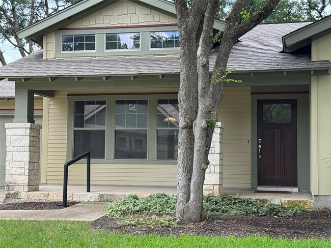 Foto del edificio - 13604 Caldwell Dr