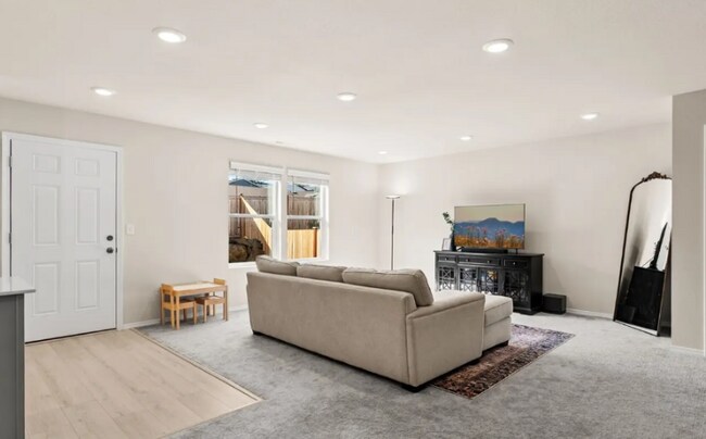 Foto del edificio - 4258 SE Woodford Ct