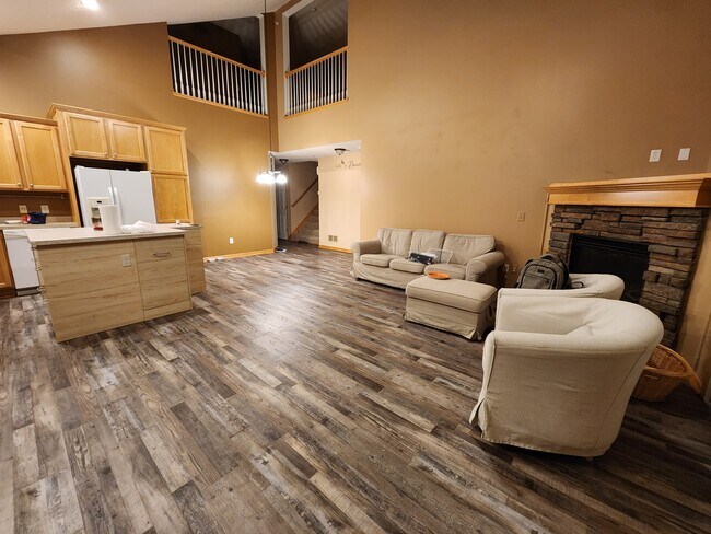 Building Photo - 1569 Alphon Dr