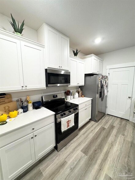 Foto del edificio - 3095 Silver Maple Dr
