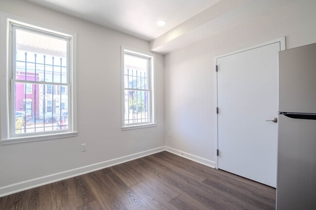 Building Photo - 1602 Cypress St