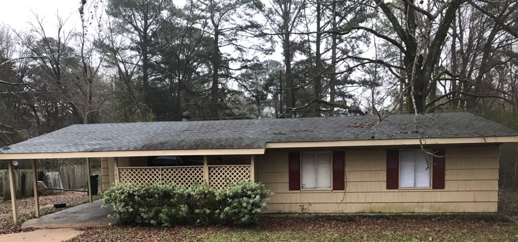 Primary Photo - 320 Magnolia Rd