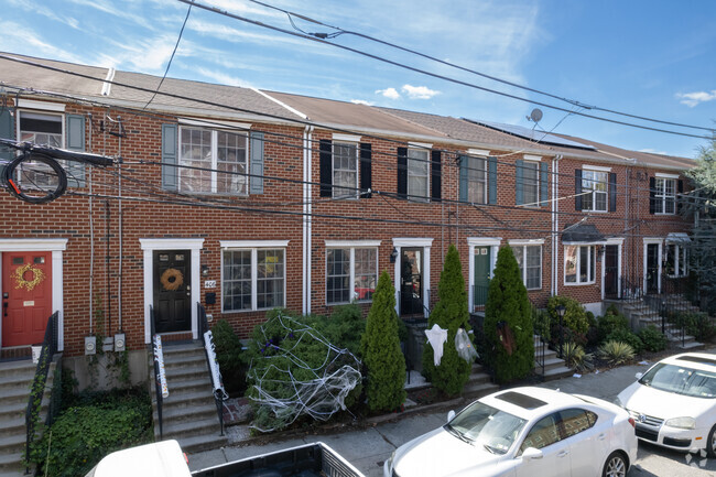 Building Photo - 406-416 Brown St