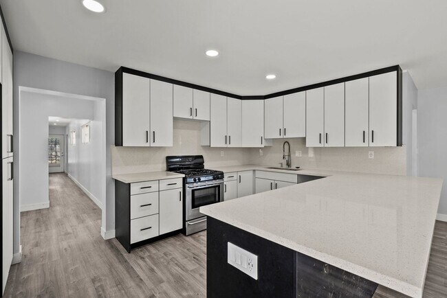 Foto del edificio - 2321 W Avenue M4