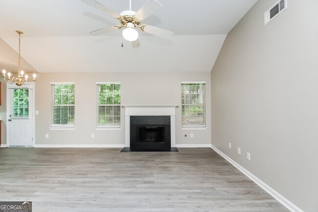 Building Photo - 7125 Mahogany Dr