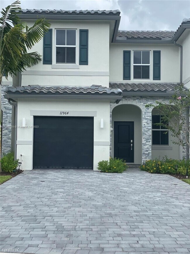 Foto del edificio - 3 br, 2.5 bath House - 11964 NW 47th Street 1