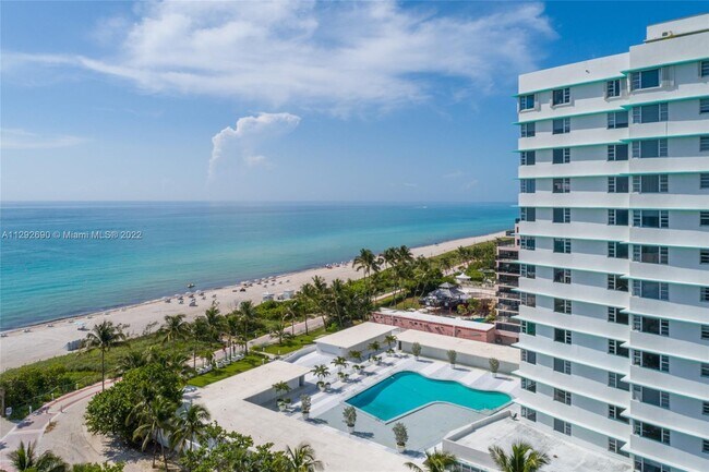 Foto del edificio - 5255 Collins Ave