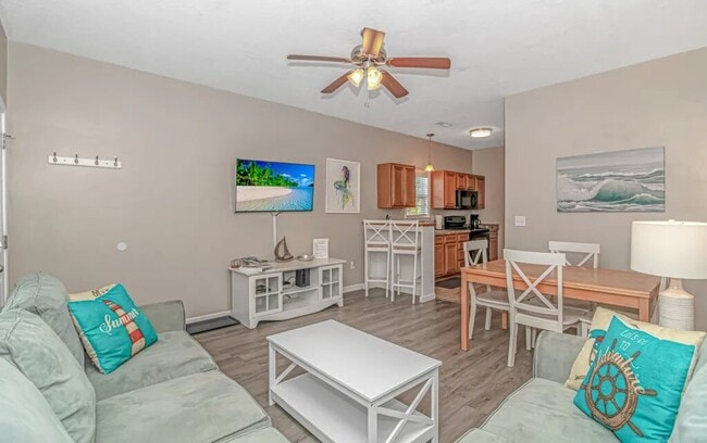 Building Photo - 316 Snorkel Way