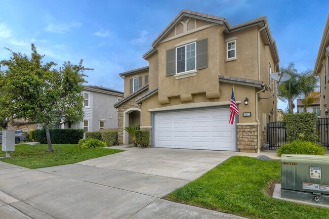 Foto del edificio - Charming Lake Rancho Viejo Home – Beautifu...