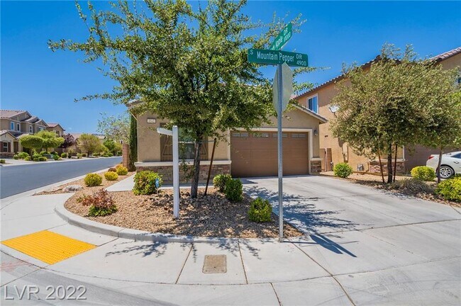 Foto del edificio - 4941 Mountain Pepper Dr