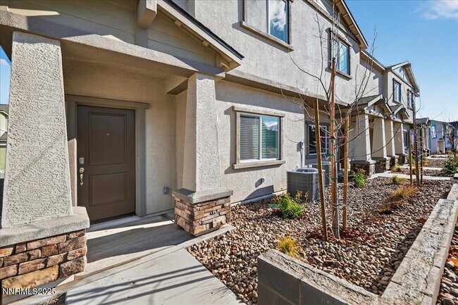 Building Photo - 1629 Icelandic Wy