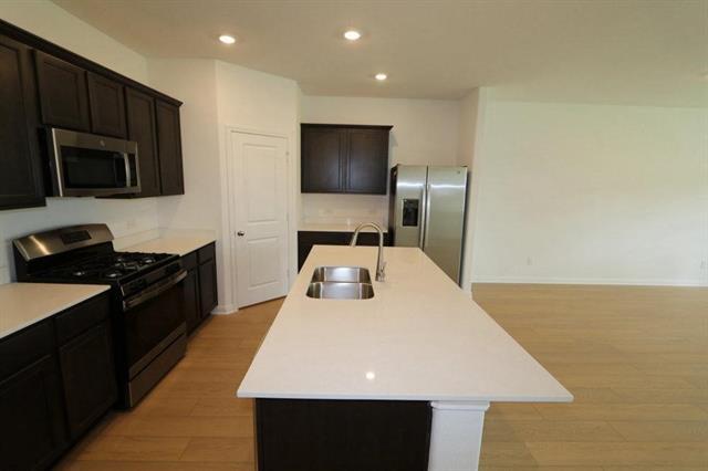 Building Photo - 14836 Picante St