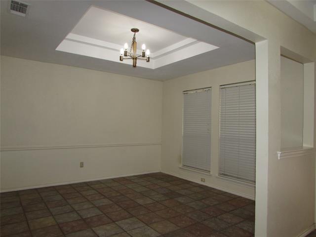 Building Photo - 2008 Tree House Ln