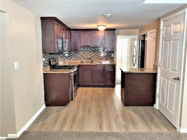 Building Photo - 4949 Paxton Rd