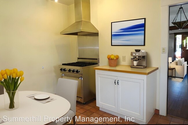 Building Photo - 3 br, 2 bath House - 936 Waverley St.