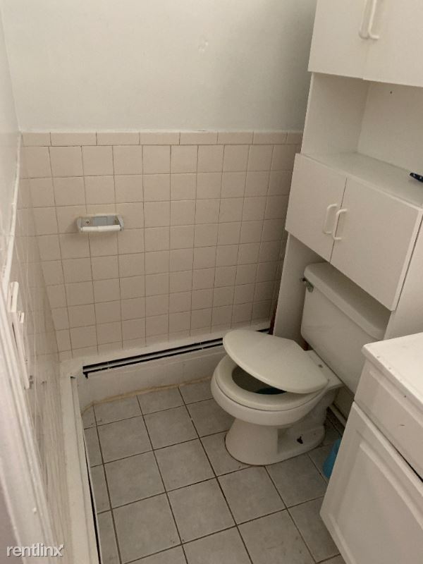 499 Amboy Ave, Perth Amboy, NJ 08861 Room for Rent in Perth Amboy, NJ