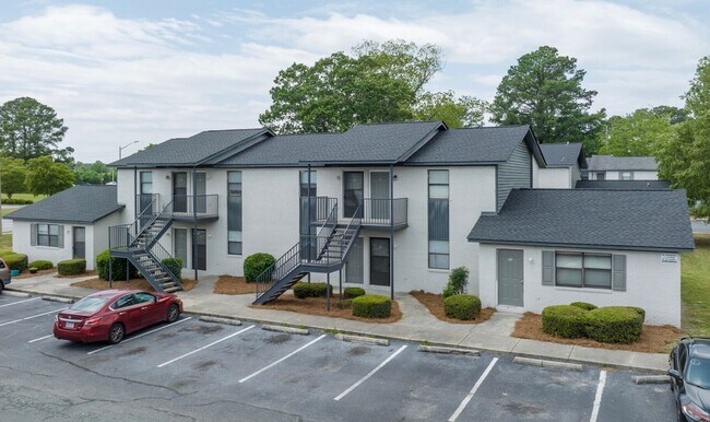 Building Photo - Explore the allure of our fully remodeled ...