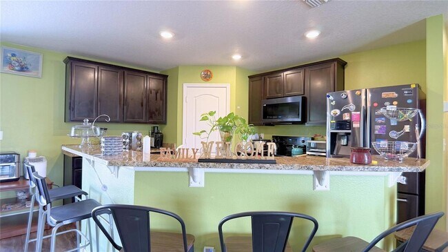 Foto del edificio - 35901 Joewood Ave