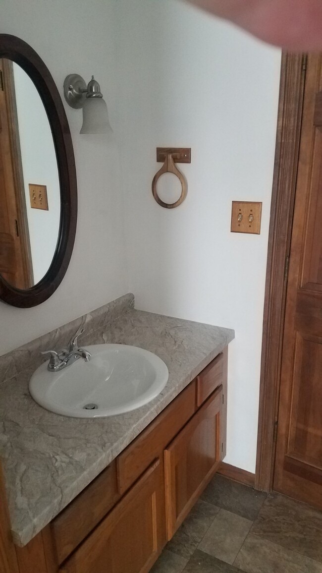Bathroom SInk - 705 N Colonial Dr