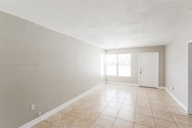 Building Photo - 1770 NW 18th St