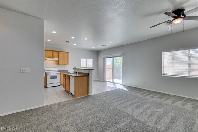 Foto del edificio - 3761 Stowe Creek Ave