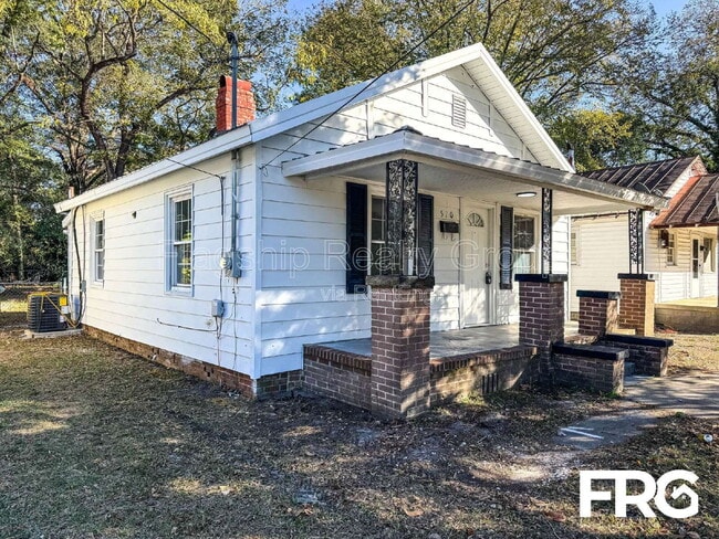 Building Photo - 510 Beale St