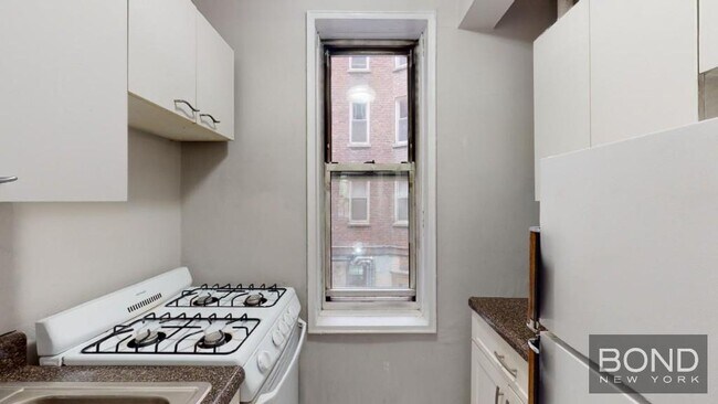 Foto del edificio - 340 E 58th St