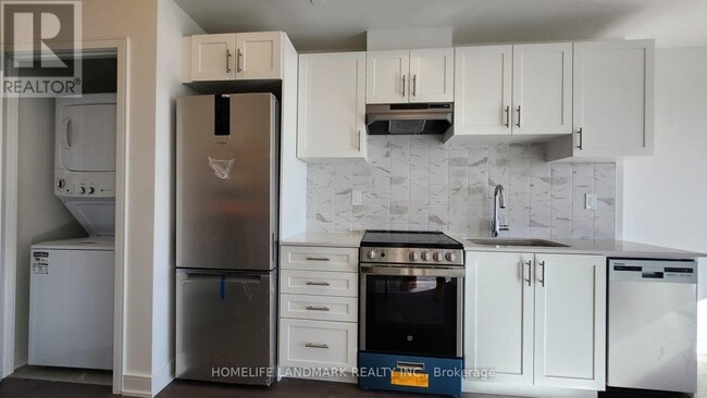 Photo du bâtiment - 715 Davis Dr