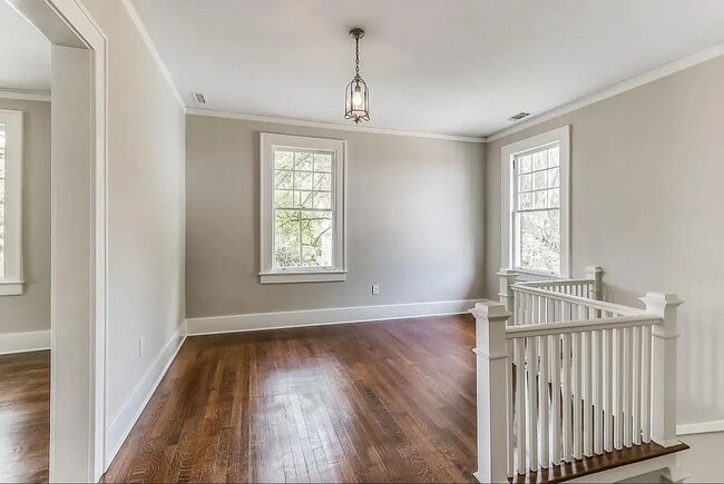 Foto del edificio - 3 BED | 2 BATH | ARDSLEY PARK | PRIVATE BACK PORCH