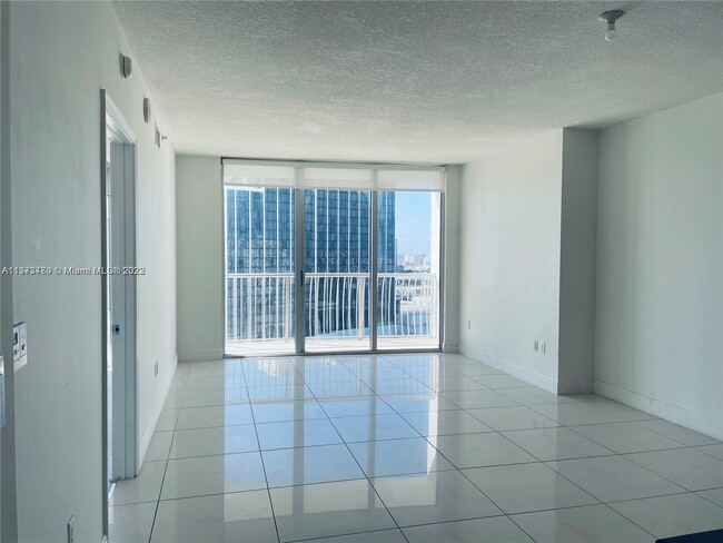 Foto del edificio - 1717 N Bayshore Dr