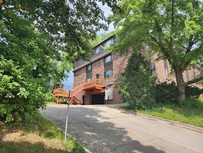 Building Photo - 1064 Newton Rd
