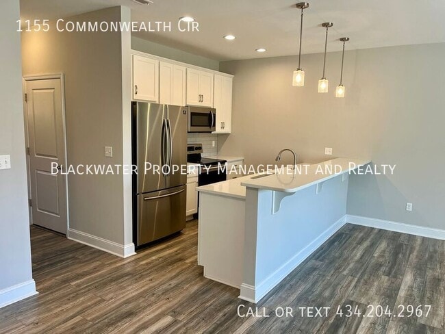 Foto del edificio - 1155 Commonwealth Cir