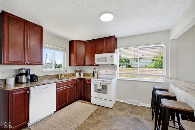 Building Photo - 25575 IN-19