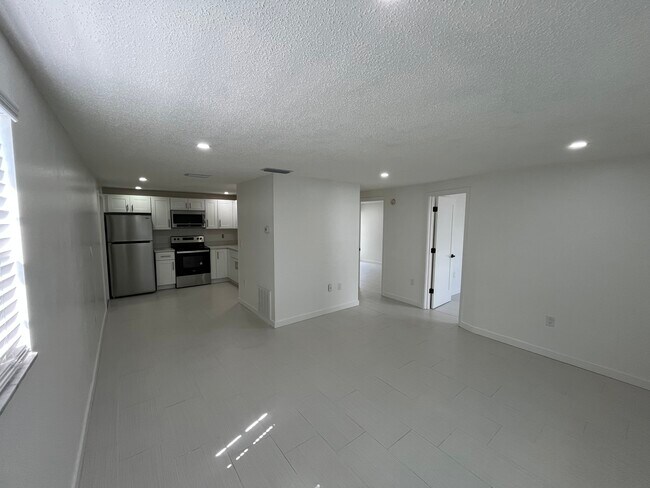 Foto del edificio - 1511 Suponic Ave