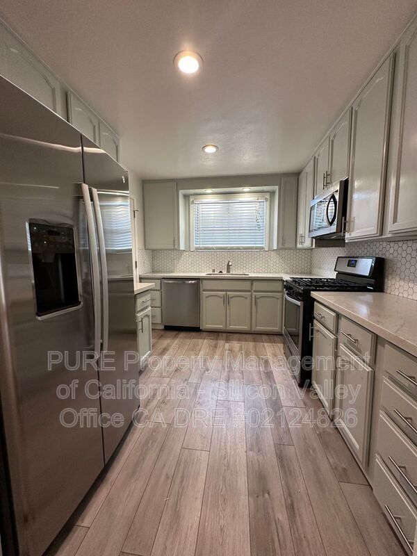 Foto del edificio - 1802 Arbor Dr