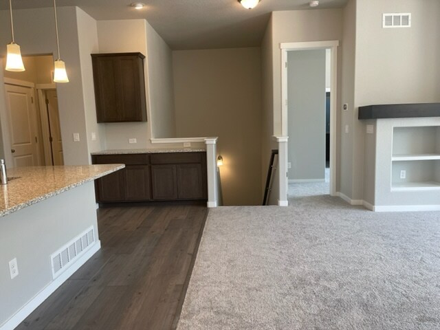 Building Photo - 3879 Ivy Hill Dr