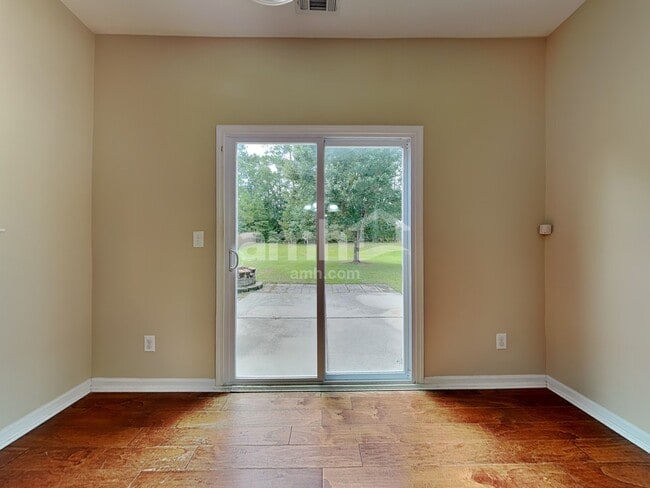 Building Photo - 102 Hamilton Grove Dr