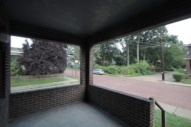 Foto del edificio - 316 Whitney Ave