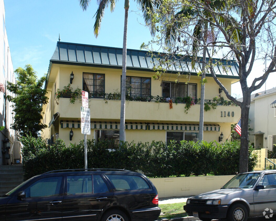 Primary Photo - 1140 Rexford Dr