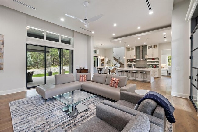 Building Photo - 4709 Pecan Chase