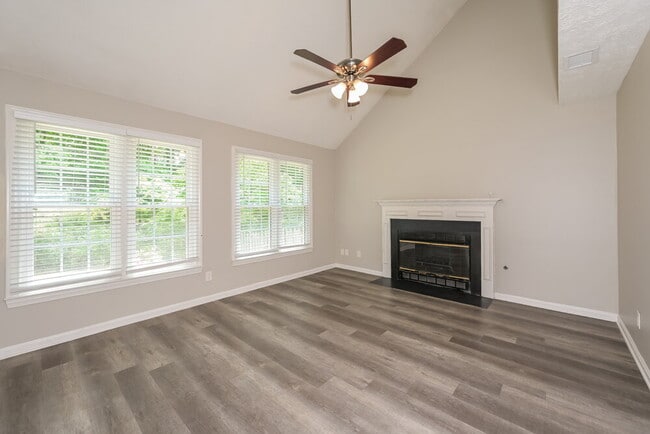 Building Photo - 1070 Hunters Creek Ct