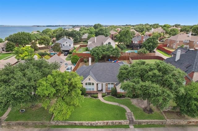 Building Photo - 5210 Gulfport Dr