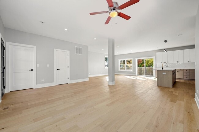 Building Photo - 4009 Faith Ln