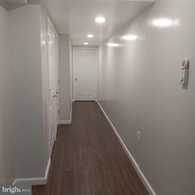 Building Photo - 1342 Orthodox St