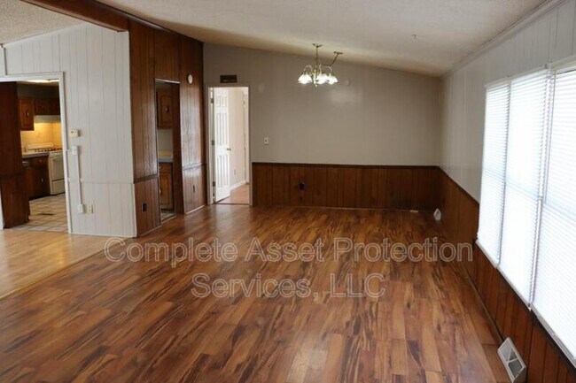 Building Photo - 126 Stanton St