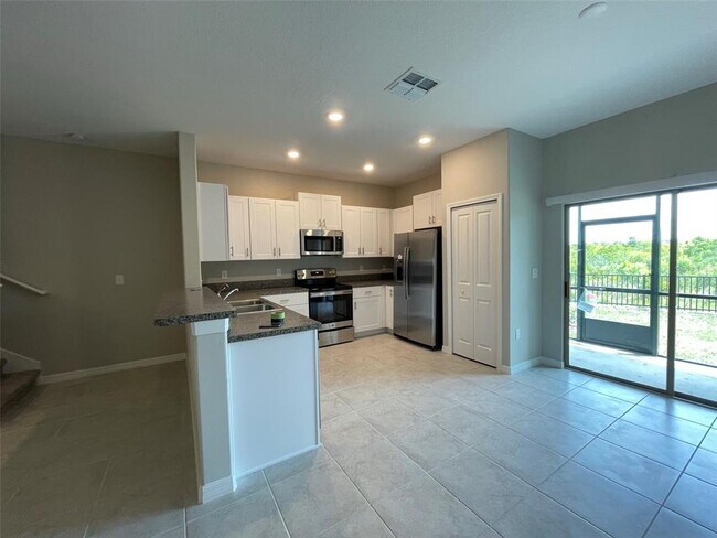 Foto del edificio - 3553 Bellmeade Ct