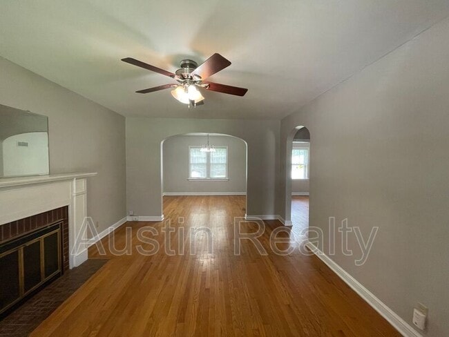 Building Photo - 1135 Brightling Dr