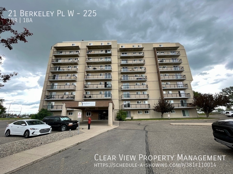 Photo principale - Beautifully renovated one bedroom, one bat...