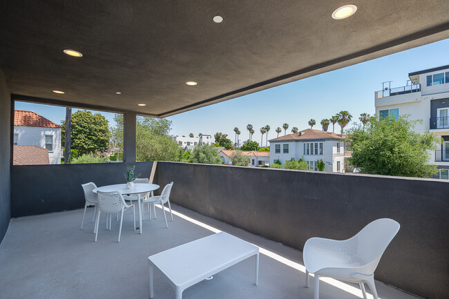 Foto del edificio - 3045 West Blvd